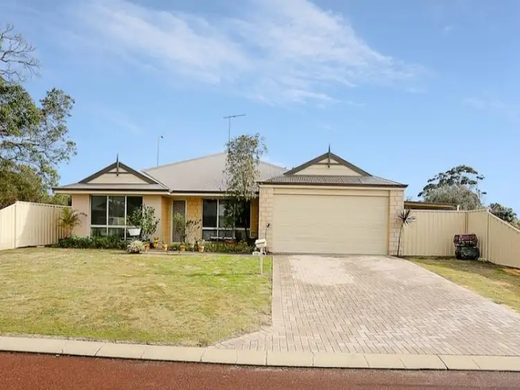 10 Zendora Court, Falcon WA 6210