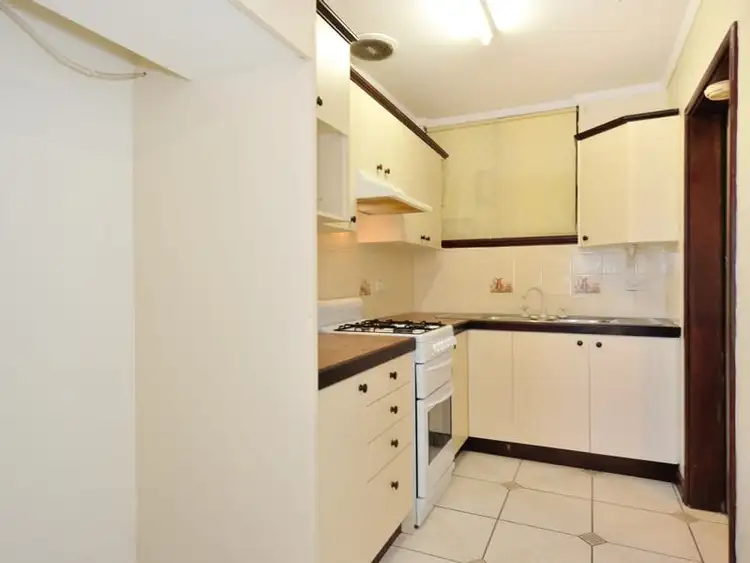 Sixth view of Homely house listing, 2/3 Wanliss Street, Rockingham WA 6168