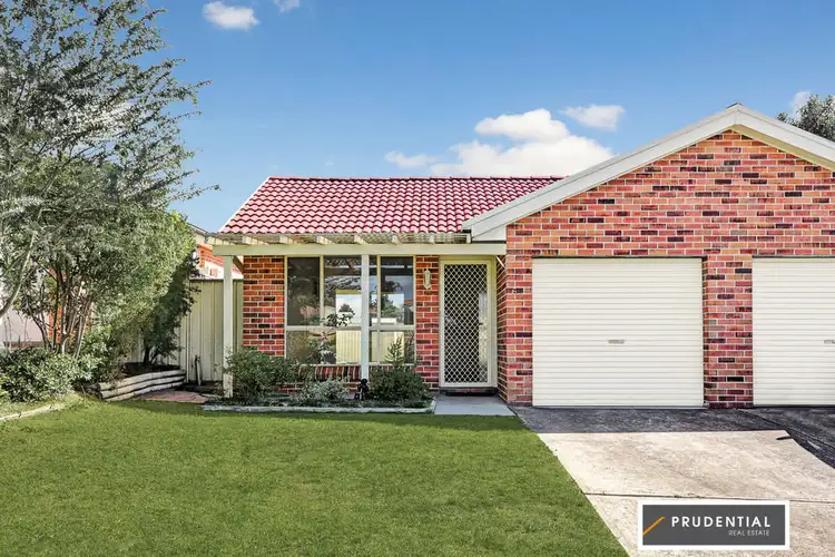 6A Glendower Street, Rosemeadow NSW 2560