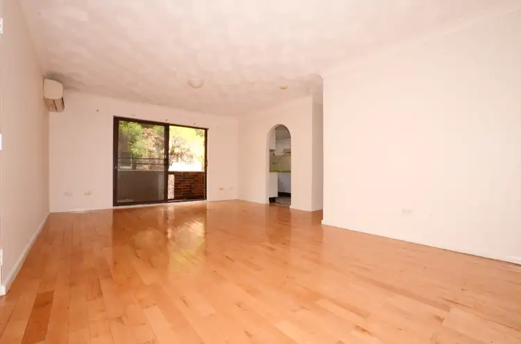 Second view of Homely apartment listing, 2/27 Park Avenue, Westmead NSW 2145