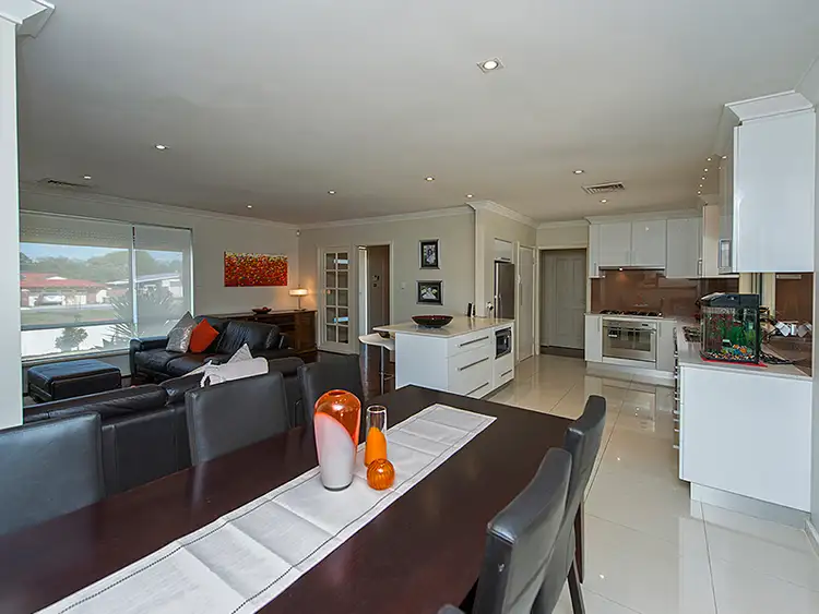 463 Morley Drive, Morley WA 6062