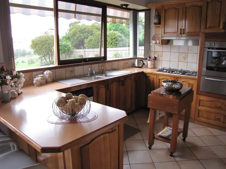 Seventh view of Homely house listing, 3 Marvin Court, Moe VIC 3825