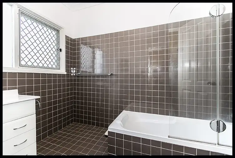 Fourth view of Homely house listing, 10 Lakeshore Avenue, Chain Valley Bay NSW 2259