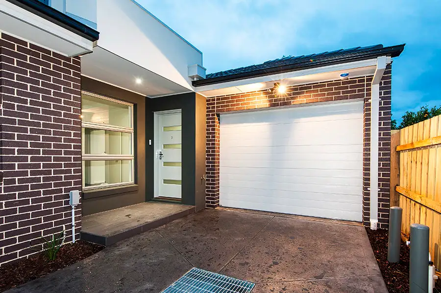 Main view of Homely townhouse listing, 3/2 Justin Avenue, Glenroy VIC 3046