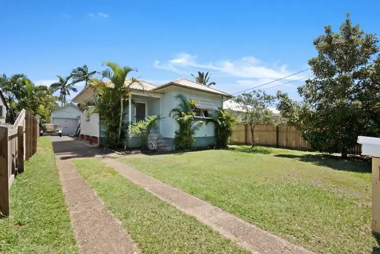 80 Ellen Street, Woody Point QLD 4019