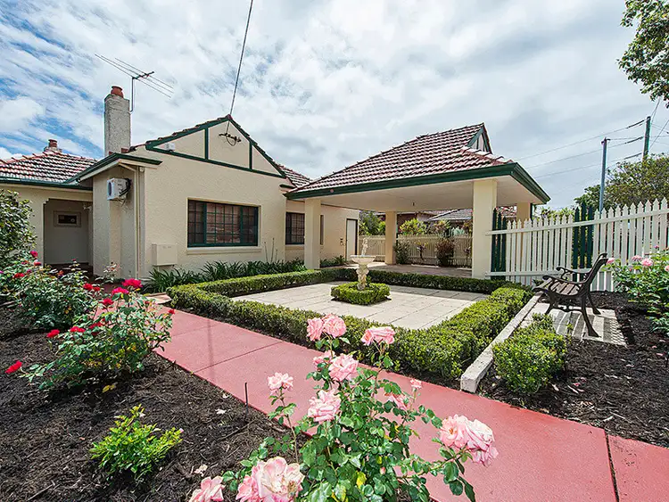 Main view of Homely house listing, 33 Robinson Street, Inglewood WA 6052