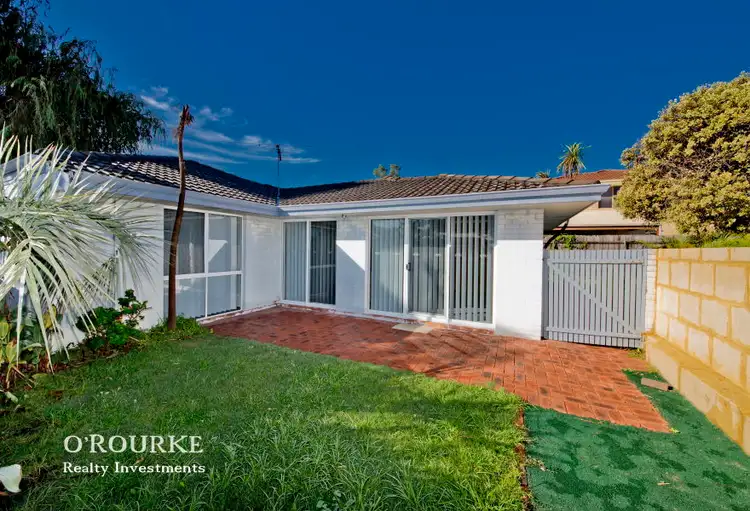 76 b Weaponess Road, Scarborough WA 6019