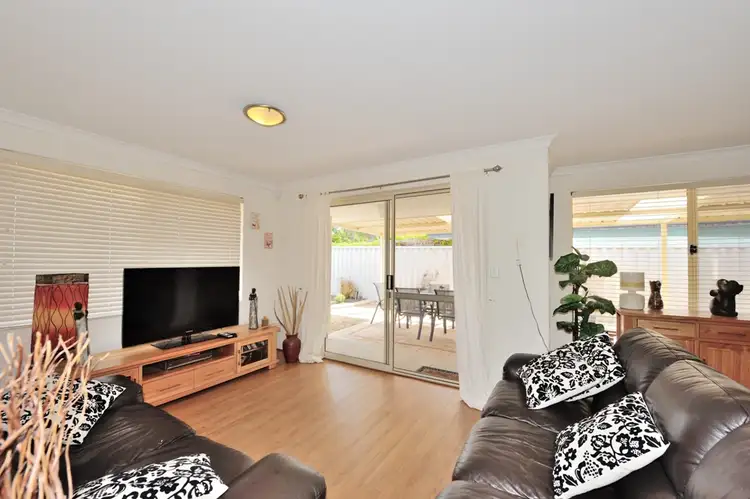 30 Round Hill Drive, Port Kennedy WA 6172