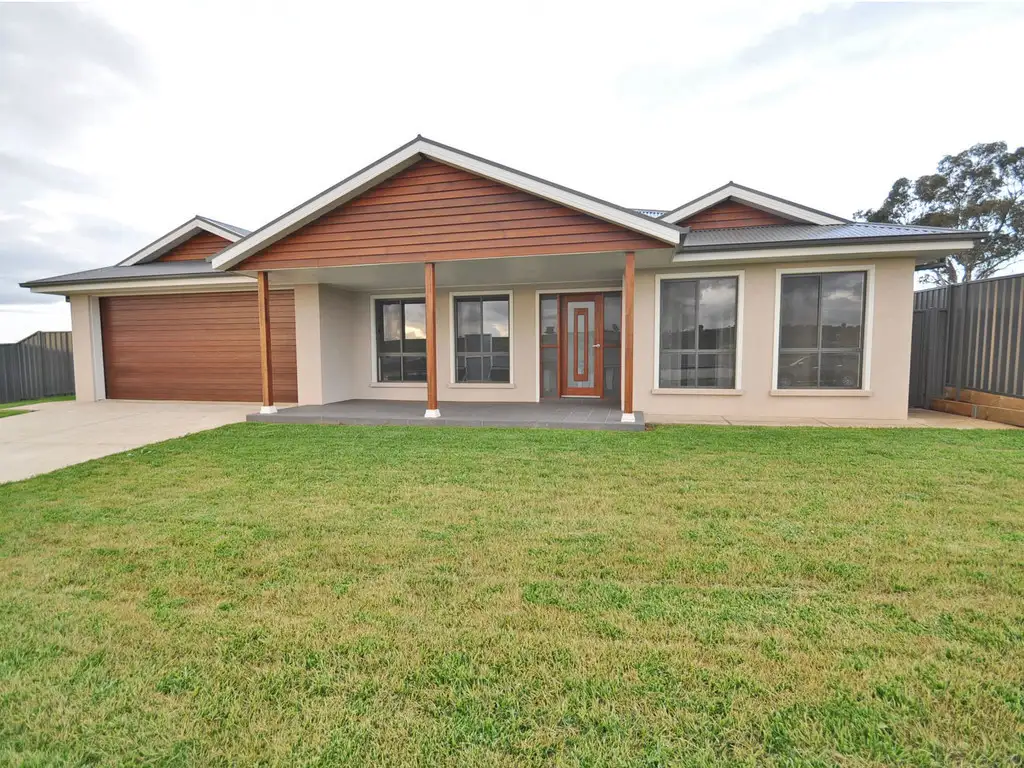 Main view of Homely house listing, 11 Hilton Place, Junee NSW 2663