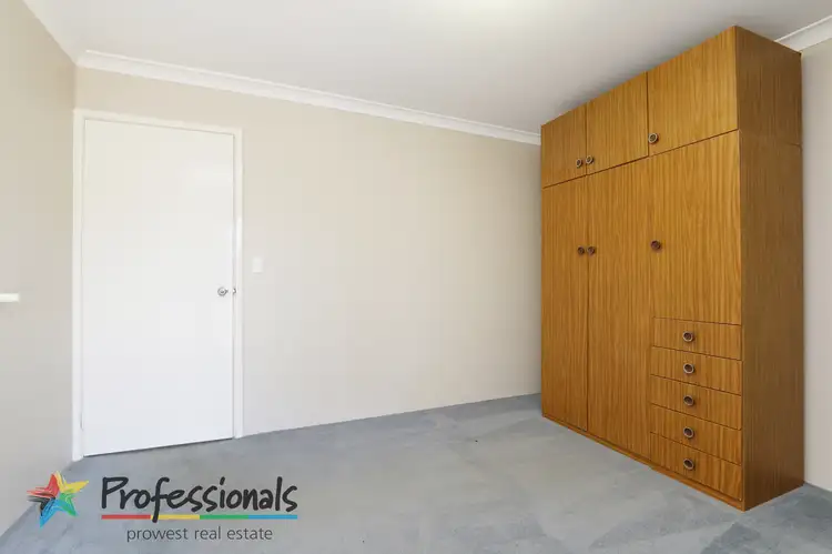 Fifth view of Homely house listing, 6B Knott Court, Camillo WA 6111