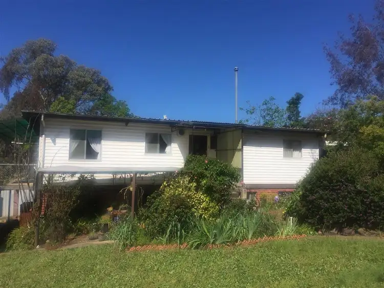 6 Shelley Street, Tumut NSW 2720
