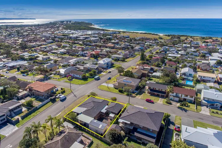 Second view of Homely house listing, 105 Macquarie Grove, Caves Beach NSW 2281