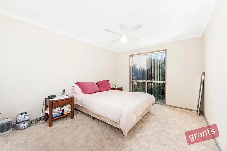 Fifth view of Homely unit listing, 2/8 Bramwell Close, Endeavour Hills VIC 3802
