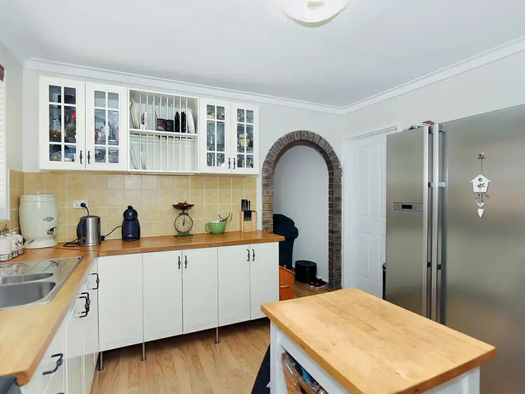 Fourth view of Homely house listing, 3 Chenies Rest, Gosnells WA 6110