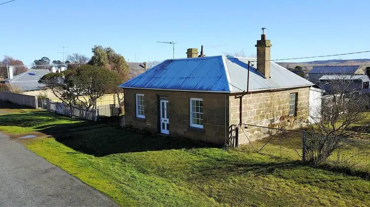 2 Mason Street, Oatlands TAS 7120
