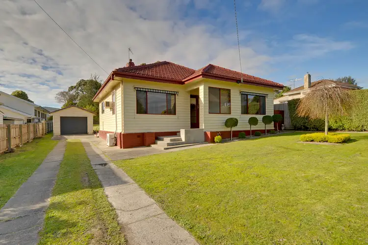 32 Cross Street, Newborough VIC 3825