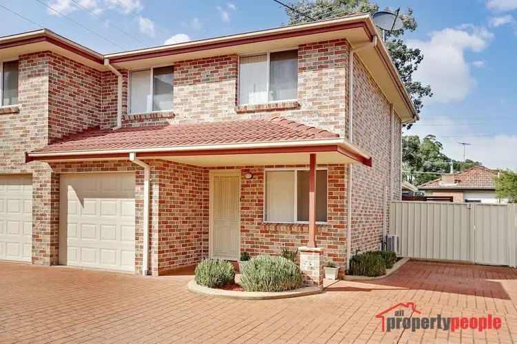 2/93 Cumberland road, Ingleburn NSW 2565