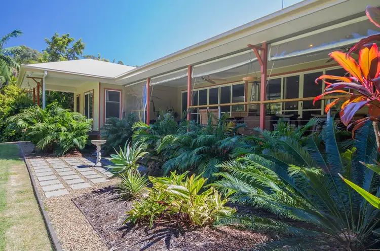 9 Bloomfield Place, Beerwah QLD 4519