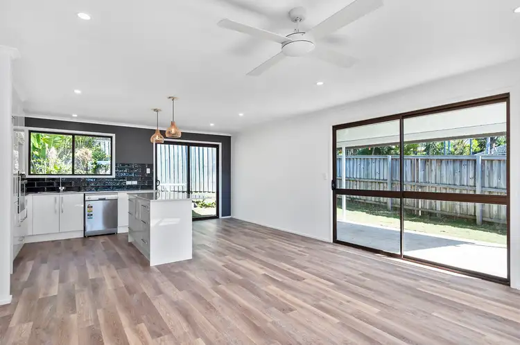 Fifth view of Homely house listing, 7 Meadow Brook Crescent, Merrimac QLD 4226