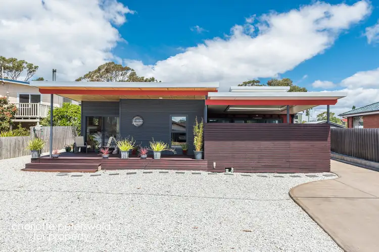 4 Aragoon Street, Lauderdale TAS 7021