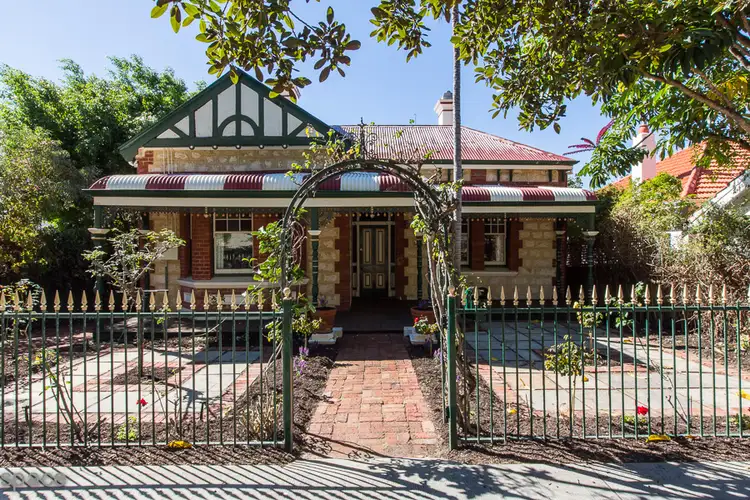 18 Broome Street, Cottesloe WA 6011