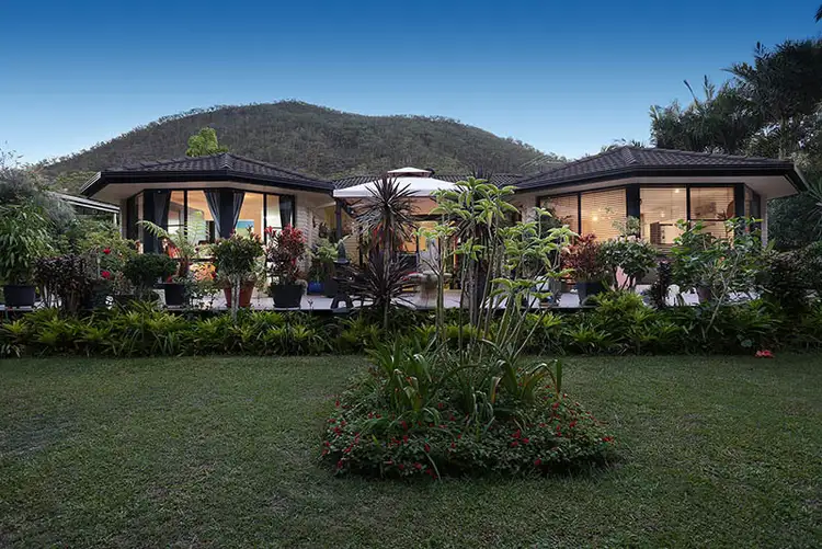 41 Carnarvon Drive, Beerwah QLD 4519