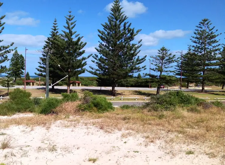 Lot 250 Foreshore Drive, Singleton WA 6175