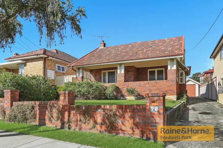 98 William Street, Earlwood NSW 2206