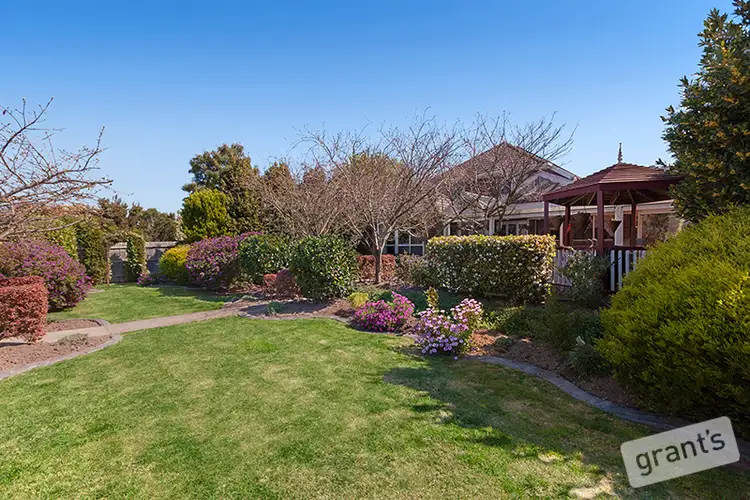 Fifth view of Homely house listing, 6 Edward Court, Berwick VIC 3806