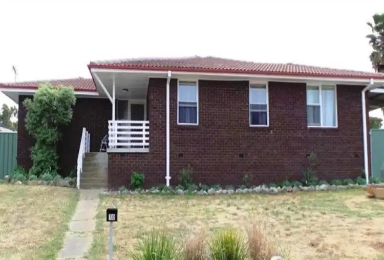 10 McKibbin Place, Bathurst NSW 2795