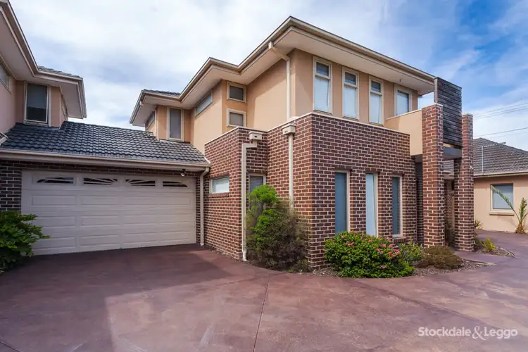 2/93 Salmon Street, Hastings VIC 3915