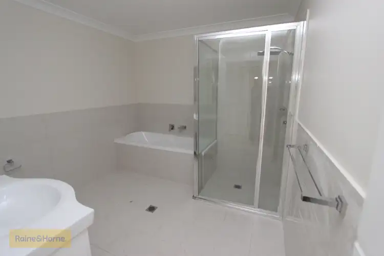 Sixth view of Homely unit listing, 5/40 Wentworth Drive, Kelso NSW 2795