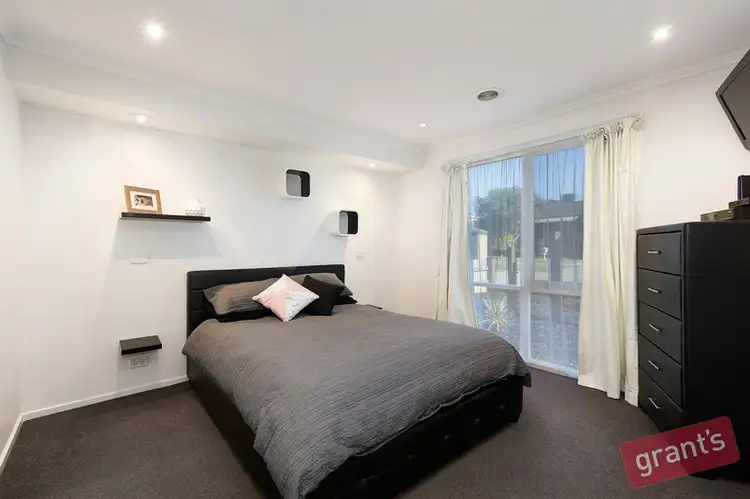 Seventh view of Homely house listing, 2 Lowden Court, Narre Warren South VIC 3805
