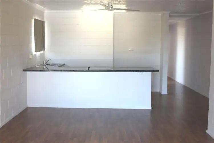 Second view of Homely unit listing, 7/24 Welsh St, Rosslea QLD 4812