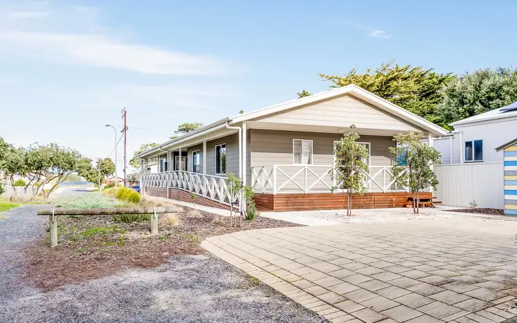 19 Giles Street, Encounter Bay SA 5211