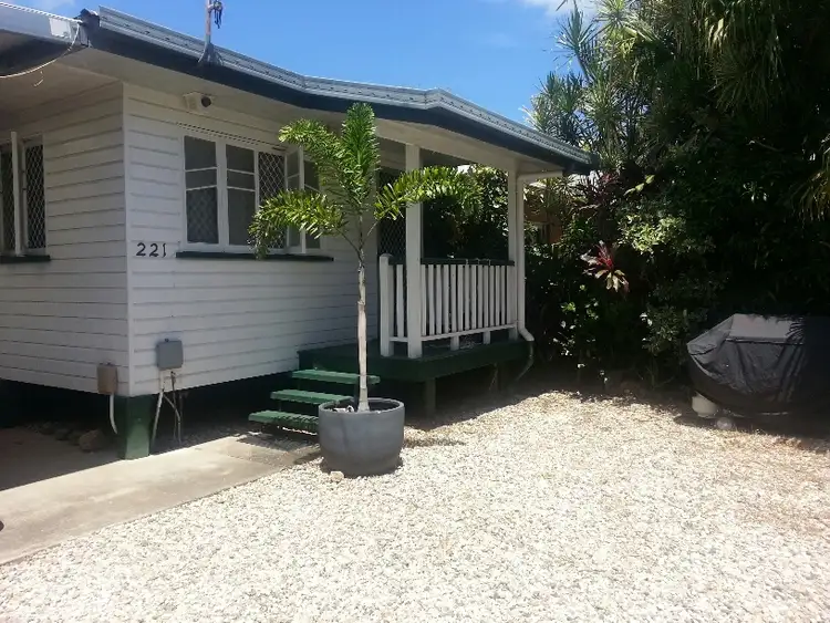 221 Little Spence, Bungalow QLD 4870