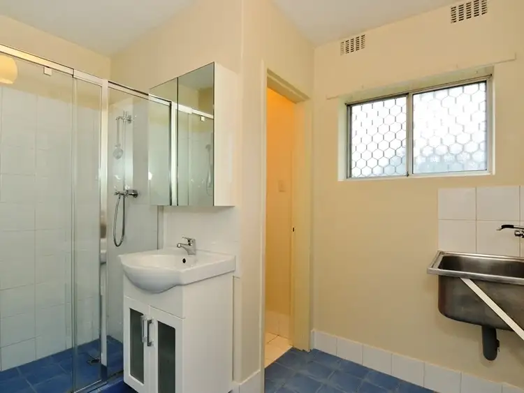 Fifth view of Homely apartment listing, 3 - 13 MILTON PLACE, Orelia WA 6167