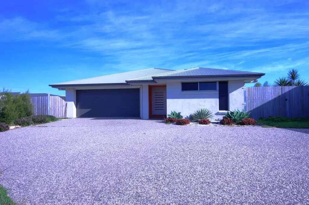 Main view of Homely house listing, 2 Phoenix Crescent, Rural View QLD 4740