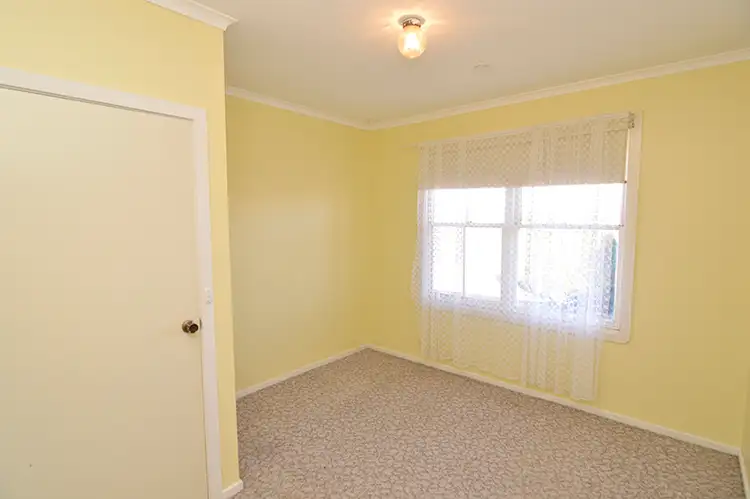 Fifth view of Homely house listing, 15 Dumosa Street, Red Cliffs VIC 3496