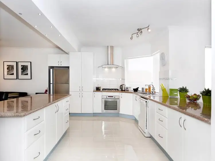 Sixth view of Homely house listing, 8 Node Ct, Mullaloo WA 6027