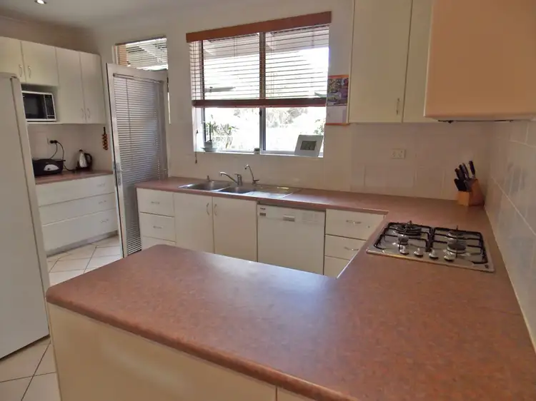Third view of Homely house listing, 1/7 Memorial Avenue, Alice Springs NT 870