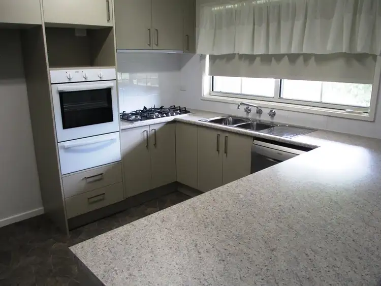 Second view of Homely house listing, 32 Rose St, Alexandra VIC 3714