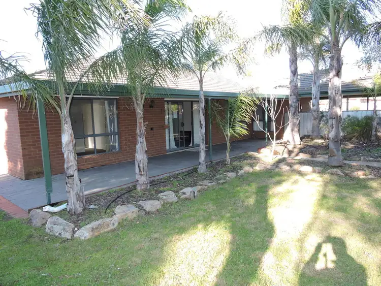 27 Christian Road, Murray Bridge SA 5253