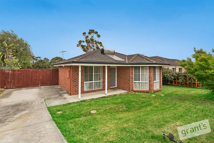 10 Ebony Drive, Pakenham VIC 3810