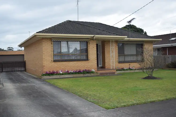 Second view of Homely house listing, 5 Summerlea Street, Trafalgar VIC 3824