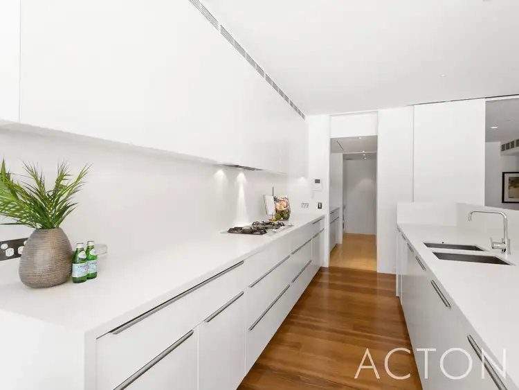 Fifth view of Homely house listing, 17/1 Freeman Loop, North Fremantle WA 6159