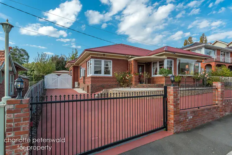 35 Pirie Street, New Town TAS 7008