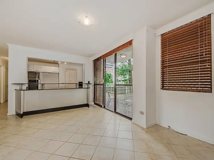 Fourth view of Homely unit listing, 2/13 'Solana' Australia Avenue, Broadbeach QLD 4218