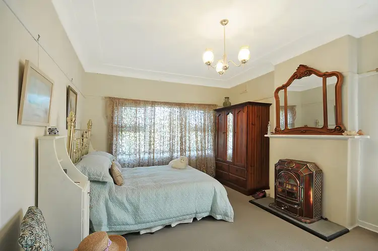 Sixth view of Homely house listing, 18 Oatley Avenue, Katoomba NSW 2780