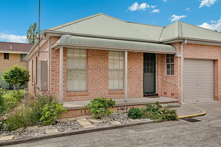 4/37 Kingsclare Street, Leumeah NSW 2560